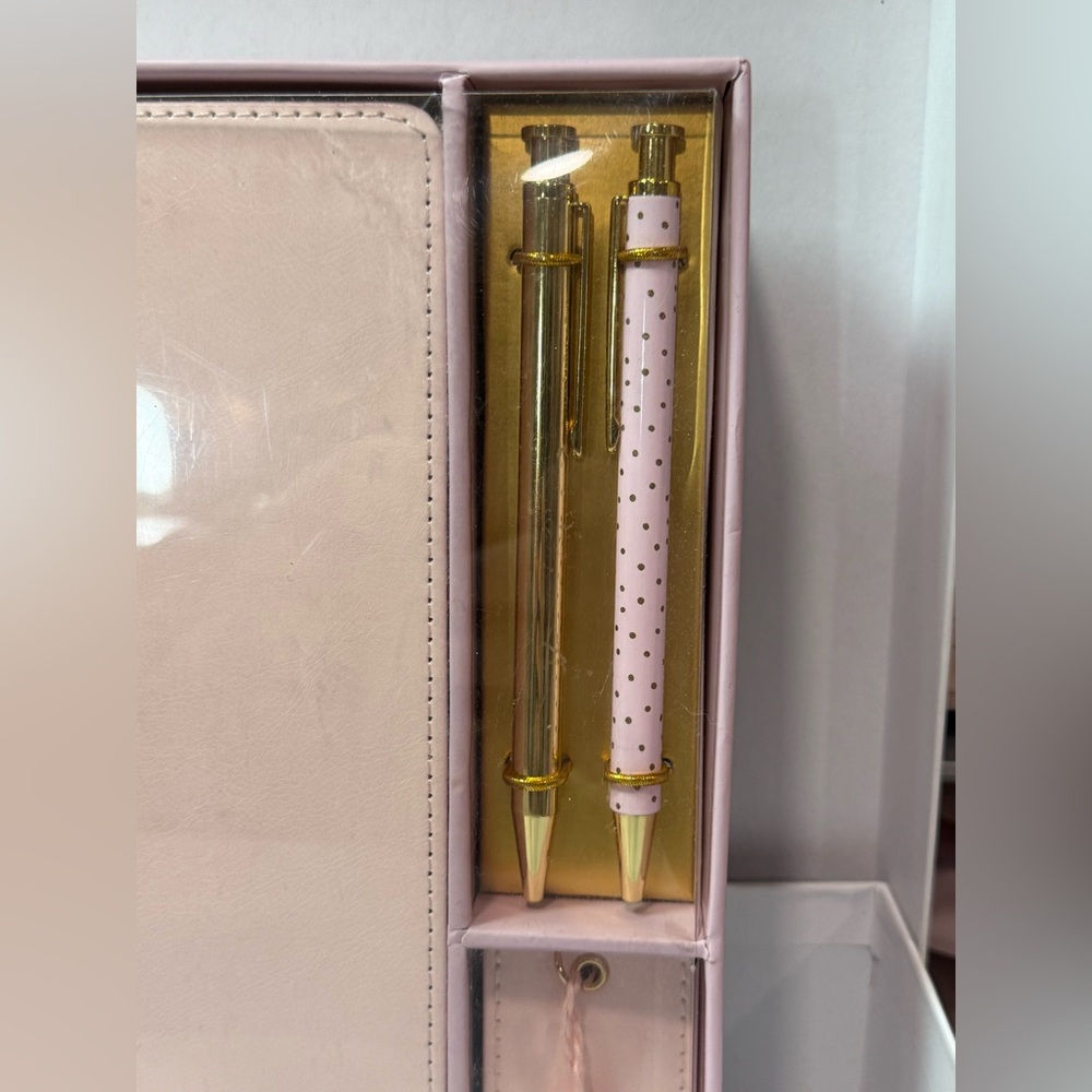 Papyrus Blush Pink Journal Gift Set w/ 2 Gold Pens & Tassel Bookmark – New - Picture 2 of 8